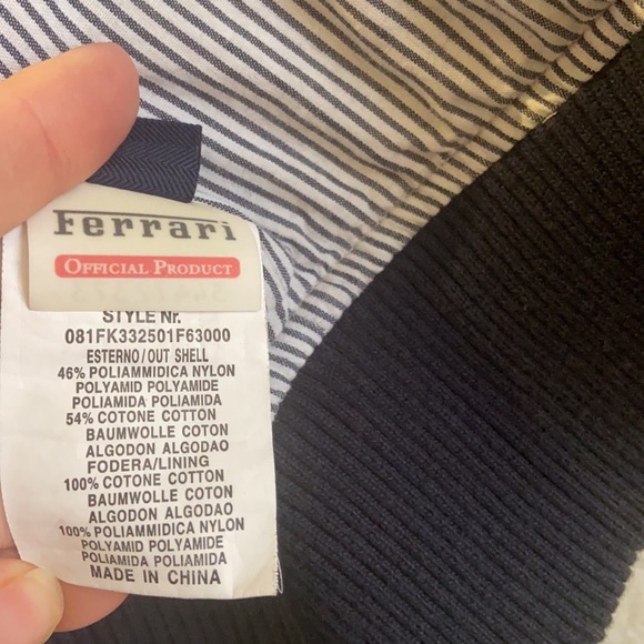 Ferrari Coat / Jacket - Official Brand - great condition - water resistant - 8 - Picture 5 of 7